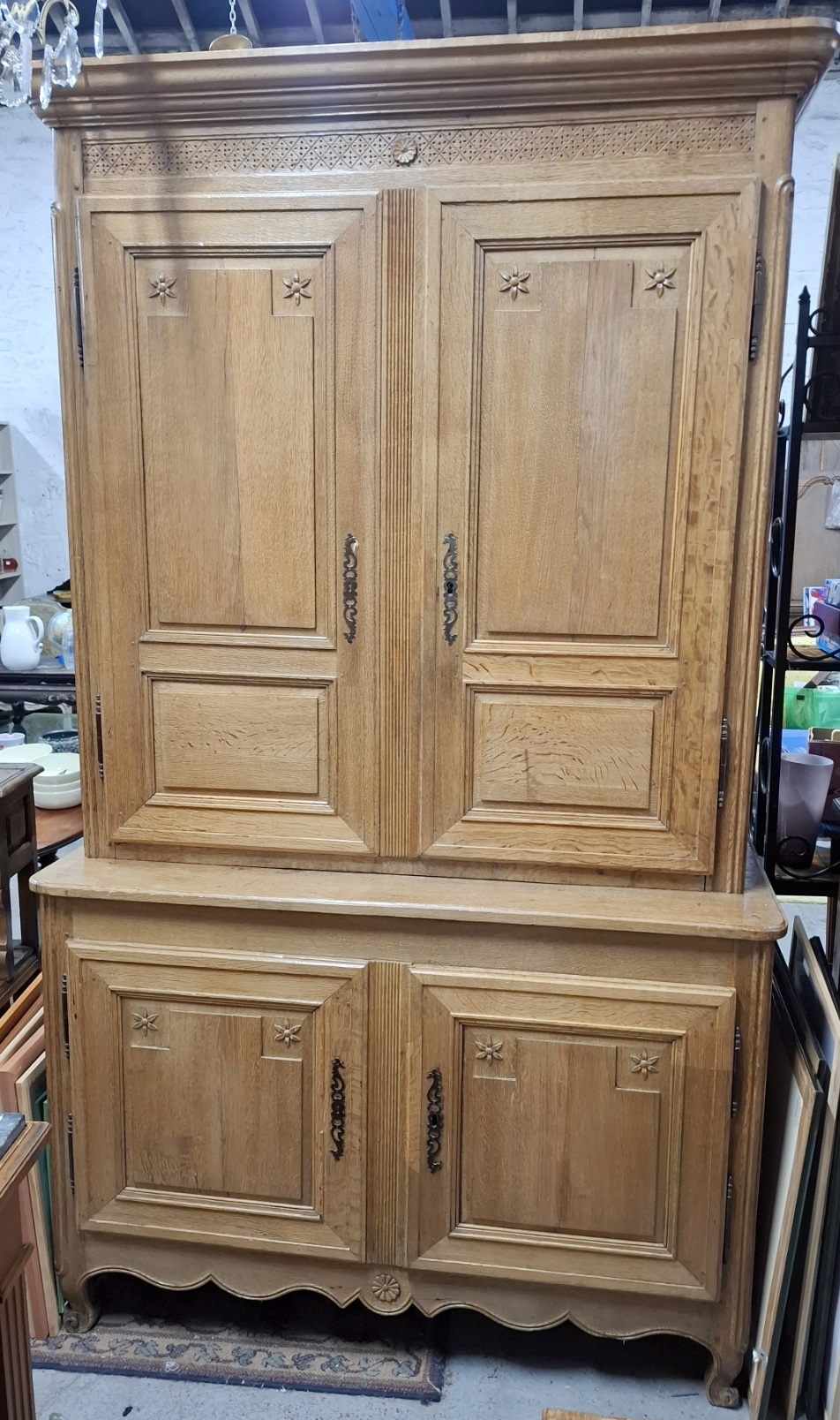 A French Buffet Deux-Corps